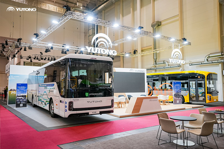 Yutong esittelee uuden sukupolven akkukäyttöisen sähköisen kaukoliikennebussin IC12E UITP-huippukokouksessa Hampurissa 2025, korostaen sähköistymisen innovaatioita